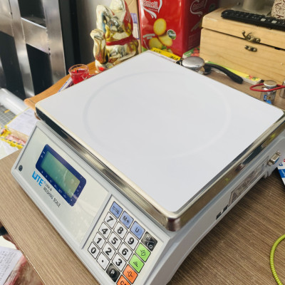 CÂN ĐIỆN TỬ UTE-N 6KG  Model: UWA-N 6kg x 0.2g
