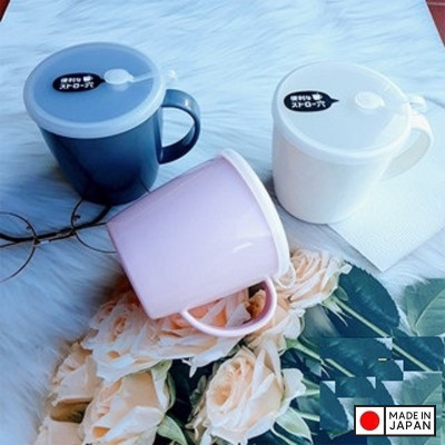 Cốc nhựa Yamada 300ml có nắp mềm đậy hạn chế bụi bẩn lọt vào - nội địa Nhật Bản