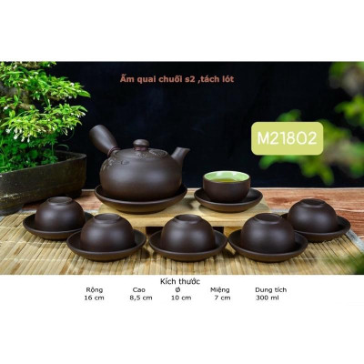 Bộ ấm trà Sa tử Bát Tràng.
