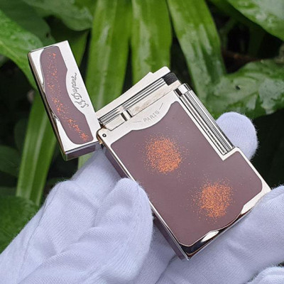 Vỏ Hột Quẹt Bật Lửa Upon Sơn Mài Đỏ Điểm Kim Tuyến D64T Màu Đỏ Mận Viền Bạc - Dùng Gas Cao Cấp