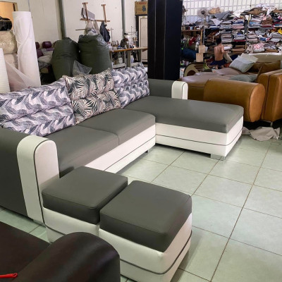 Sofa góc giá xưởng Tundo 2m6 x 1m6 tặng 2 đôn vuông.