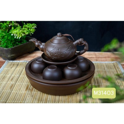 Bộ ấm trà Sa tử Bát Tràng.