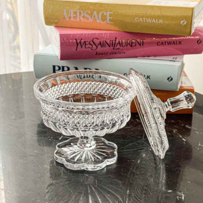 Thố pha lê có nắp chân đế hoa Alexandria Bohemia 15cm Hàng chính hãng