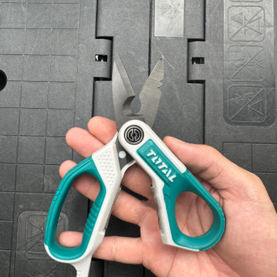 KÉO THỢ ĐIỆN 170MM TOTAL THES051708 - HÀNG CHÍNH HÃNG