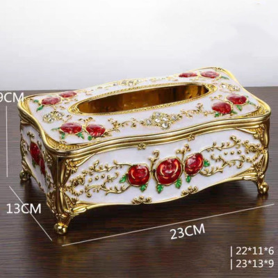 HỘP ĐỰNG GIẤY ĂN MẠ VÀNG KIỂU DÁNG MÀU SẮC HOA VĂN PHONG CÁCH CHÂU ÂU SANG TRỌNG