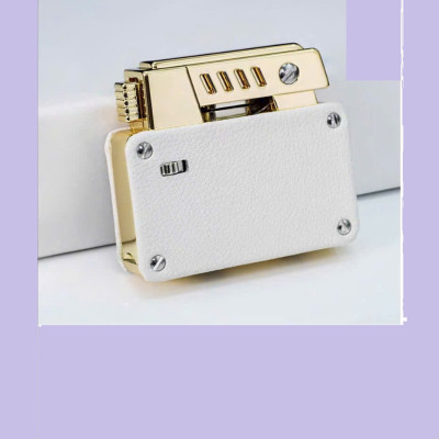 Vỏ hộp quẹt bật lửa xăng đá CF-707 có 2 đầu bấc đánh lửa, khóa chốt an toàn 