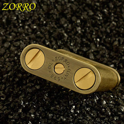 Vỏ Hột Quẹt Bật Lửa Xăng Zorro Z598 Làm Bằng Đồng Nguyên Khối Màu Vàng - Dùng Xăng Bấc Đá Cao Cấp