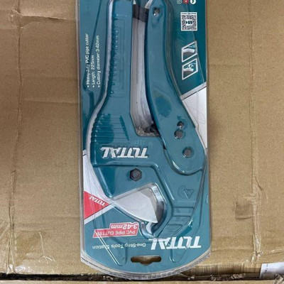 DAO CẮT ỐNG NHỰA PVC 193MM-225MM TOTAL THT53425, THT53422 - HÀNG CHÍNH HÃNG