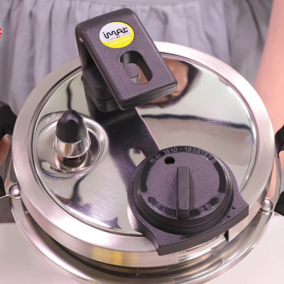 [ Chính hãng iMat ] Nồi áp suất đa năng iMat 2.2 lít, dùng bếp từ,hồng ngoại,bếp ga. Sử dụng sản phẩm nấu cơm, linh nhừ thực phẩm