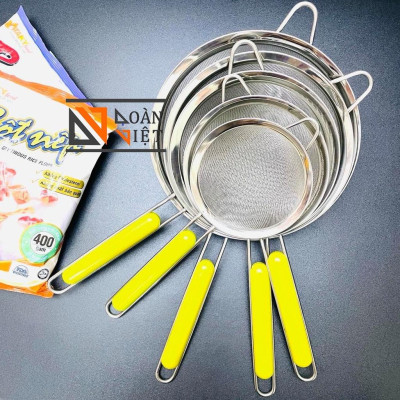 RÂY BỘT , LƯỢC DỪA, VỚT BỌT INOX cầm tay- lưới khít CÓ TAY CẦM NHỰA BỌC CHỐNG NÓNG CAO CẤP nhiều size