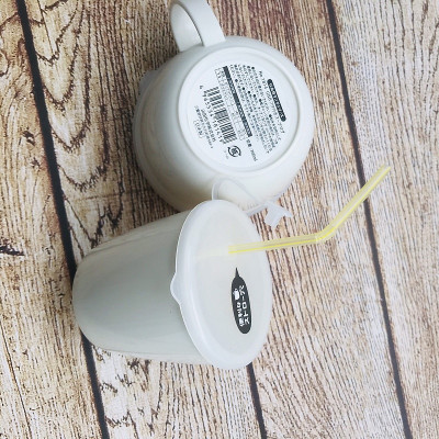 Cốc nhựa có nắp mềm Yamada G&B 360ml - Made in Japan (Giao màu ngẫu nhiên)