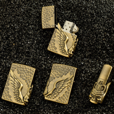 Vỏ Hột Quẹt Bật Lửa Xăng Đá Zorro Z9837 Họa Tiết emblem gõ búa - Dùng Xăng Bấc Đá Cao Cấp