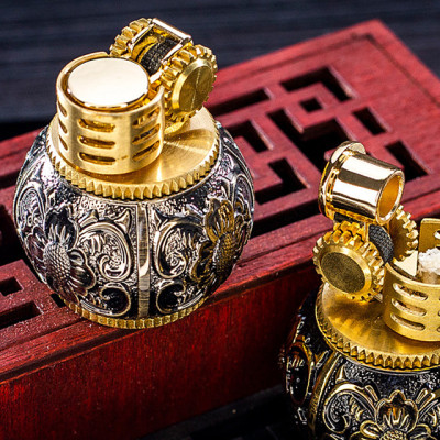 Vỏ Hột Quẹt Bật Lửa Zorro Z583 Mini Thiết Kế Độc Lạ Với Hoa Văn Cổ Nổi Nhiều Màu - Dùng Xăng Bấc Đá Cao Cấp