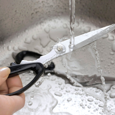 Kéo nhà bếp Shimomura 205mm, lưỡi bằng thép cao cấp, không gỉ sắc bén và trơn ngọt - nội địa Nhật Bản 