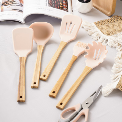 Xẻng silicone chiên xào có rãnh