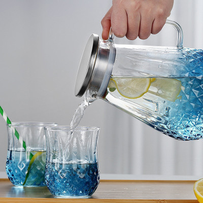Ly Thủy Tinh Ánh Xanh Kiểu Dáng Kim Cương Thể Tích 300ml