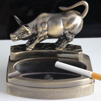 Vỏ Hột Quẹt Bật Lửa Kiêm Gạt Tàn 2 Chức Năng Hình Con Trâu DH-8868 Màu Vàng Đồng Loại To