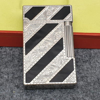 Vỏ Hột Quẹt Bật Lửa Upon D42T Họa Tiết Hoa Lá Sơn Mài Nền Đen Trắng Đối Nhau - Dùng Gas Đá Cao Cấp