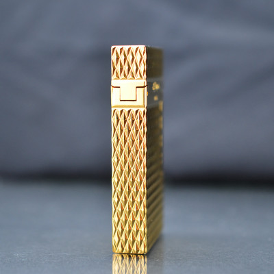 Vỏ Hột Quẹt Bật Lửa Gas Đá S.T Upon D69V Thiết Kế Họa Tiết Vân Kim Cương Mini Độc Đáo - Dùng Gas Đá Cao Cấp