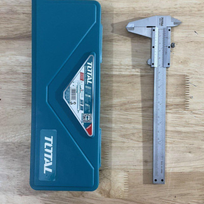 THƯỚC KẸP 150MM VÀ 200MM TOTAL TMT311501, TMT312001 - HÀNG CHÍNH HÃNG