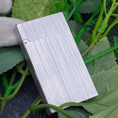 Vỏ Hột Quẹt Bật Lửa Upon Xăng DX08T Họa Tiết Xước Mịn - Dùng Xăng Bấc Đá