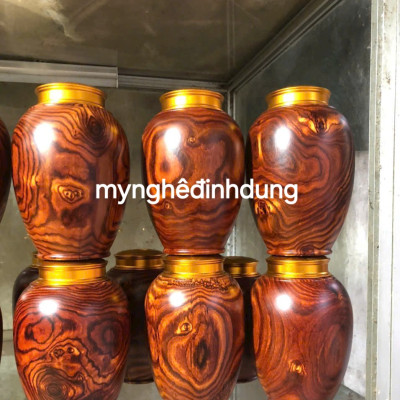 Hộp đựng trà  ( chè ) bằng gỗ  trắc cao 20x11cm đẹp long lanh 