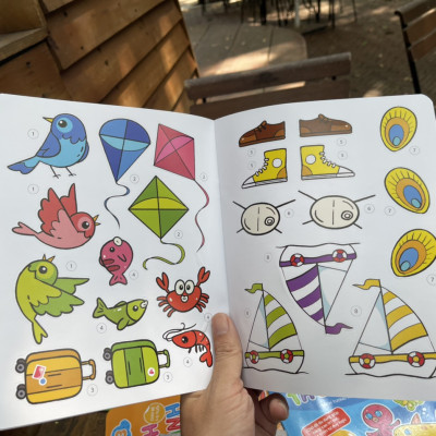 (Bộ 4 tập) DÁN HÌNH THÔNG MINH: Cho bé 1-5 tuổi sách tương tác vừa học vừa chơi – Phạm Ngọc Điệp – Nhã Nam – NXB Dân trí (Bìa mềm)