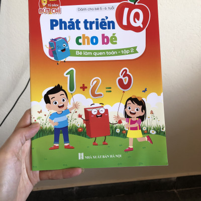 Bộ 8 Cuốn Phát Triển IQ Cho Bé Dành Cho Bé 5-6 Tuổi Bé tập so sánh