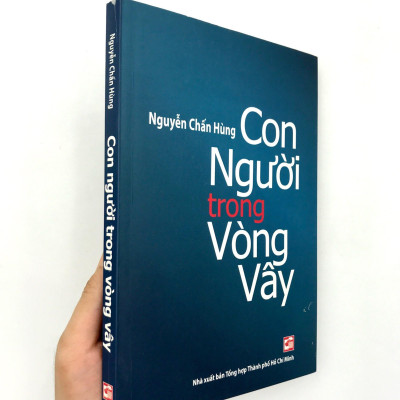 Con Người Trong Vòng Vây 