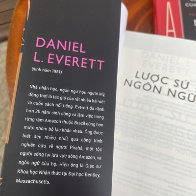 LƯỢC SỬ NGÔN NGỮ - chuyện kể về phát minh vĩ đại nhất của loài người -