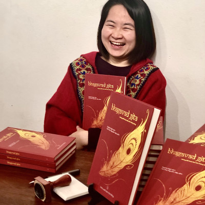 Bhagavad Gita - Những đối thoại siêu hình thiêng liêng