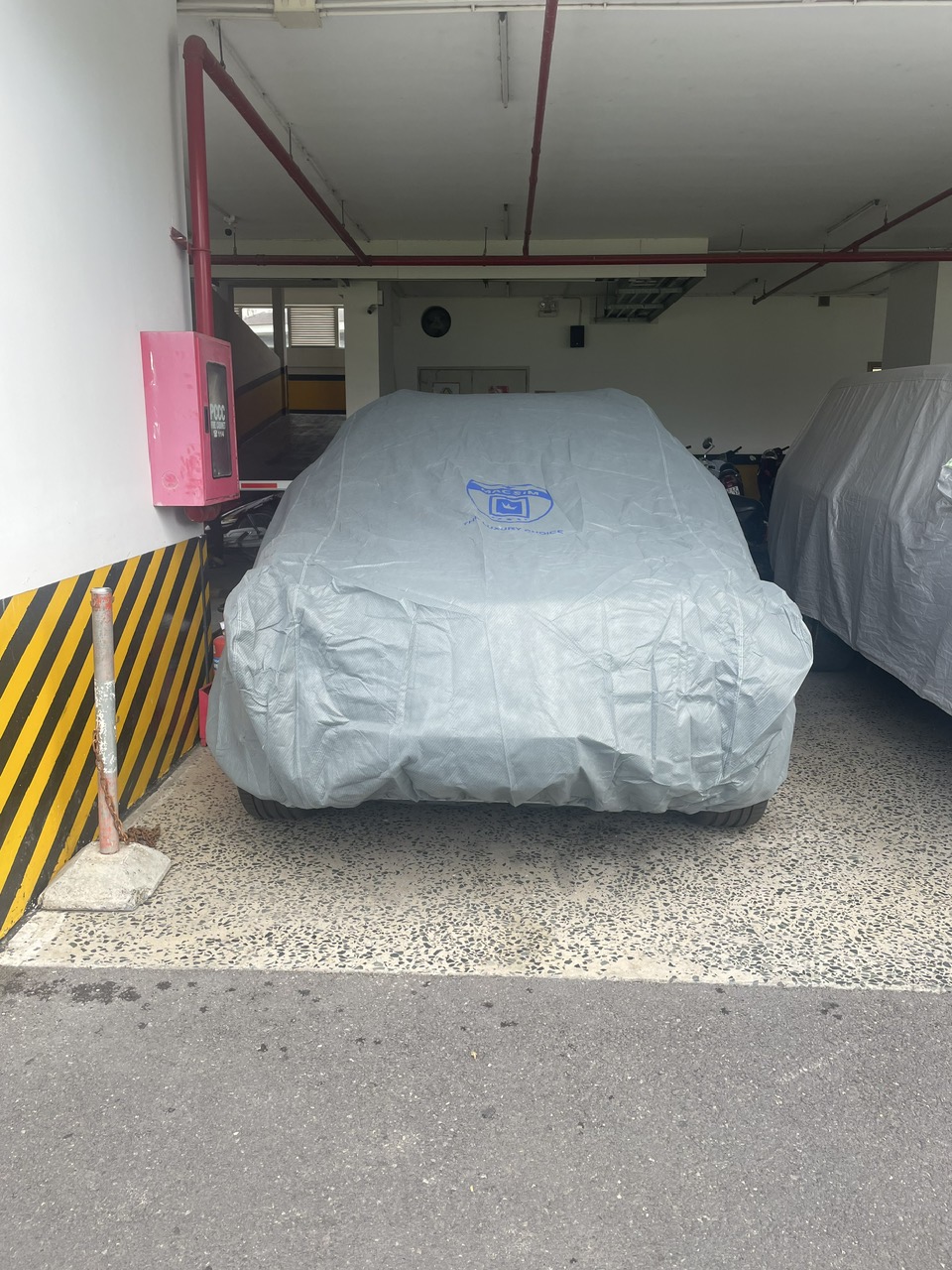 Bạt phủ ô tô chất liệu vải không dệt 3 lớp cao cấp thương hiệu MACSIM cho xe ô tô BMW 3 Series - màu ghi