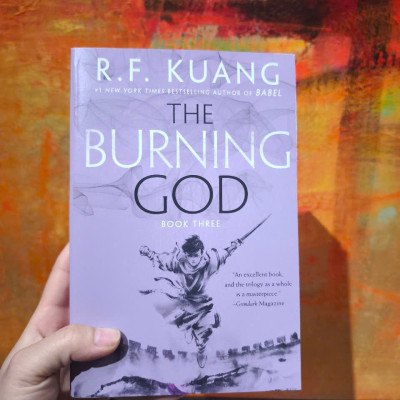 Sách - The Burning God (The Poppy War, 3) by R. F Kuang/Best Science Fiction & Fantasy/Paperback US/Ngoại văn chính hãng