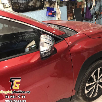 Bộ ốp gương chiếu hậu Toyota Corolla Cross