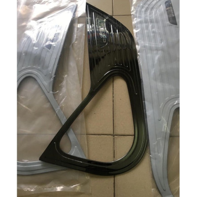 Ốp tapli cánh cửa titan xe Toyota Corolla Cross 2020 2021 2022 2023 Hàng cao cấp
