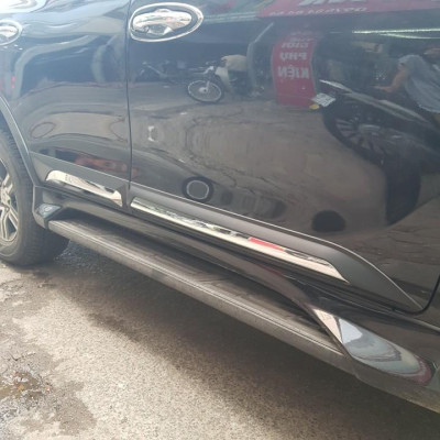 Bộ ốp, nẹp sườn Toyota Fortuner 2017-2019 bản to