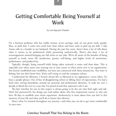 Sách ngoại văn: Authenticity, Identity, And Being Yourself At Work (HBR Work Smart Series)