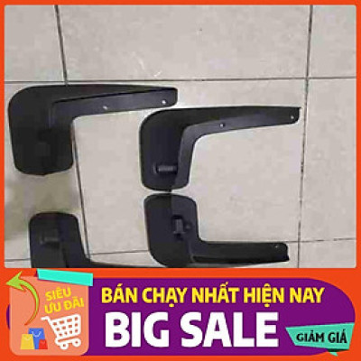 Bộ 04 Chắn Bùn Xe Ô Tô dành cho Mitsubishi Xpander nhựa đen dẻo kèm ốc vít
