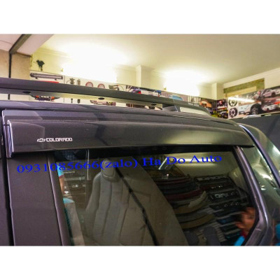 Vè che mưa đen cao cấp Dành Cho xe Chervolet Colorado