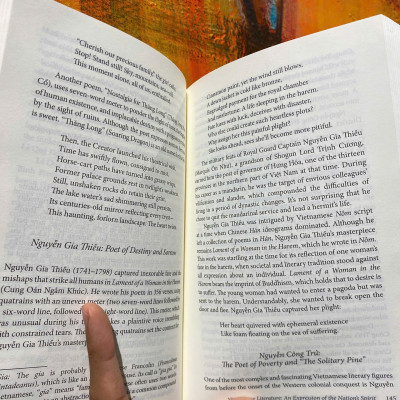 Sách - Vietnam Tradition And Change by Hữu Ngọc - Vietnamese Cultural \ Tradional Book