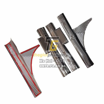 Bộ Ốp bậc cửa, Nẹp bước chân dành cho Mitsubishi Attrage 2020 – Mẫu Titan