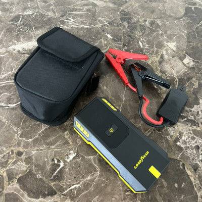 Bộ kích điện ắc quy ô tô, kiêm pin sạc dự phòng Goodyear GY-5358 dung lượng 12000mAh - Hàng Nhập Khẩu