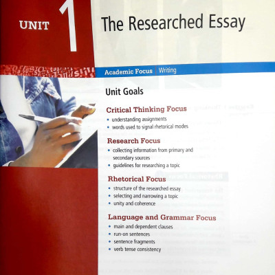 Effective Academic Writing 3 Student Book with Access to Oxford Learn 2Ed