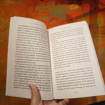 Sách - All About Love: New Visions by Bell Hooks/Social Sciences #1 Best Seller Gender Studies - Sách Ngoại văn