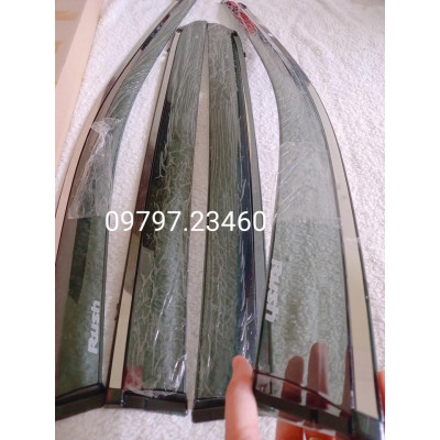 Vè che mưa Rush 2018-2022 chỉ mạ inox sáng bóng chất liệu dày và bền, có vi deo rivew sản phẩm