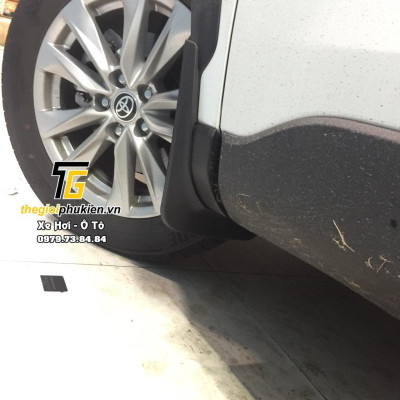 Bộ 4 chắn bùn theo xe Toyota Corolla Cross