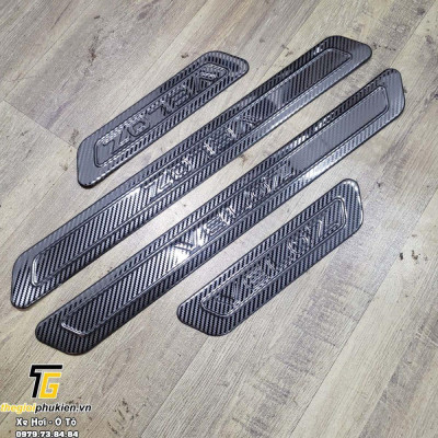 Bộ Ốp bậc cửa, Nẹp bước chân carbon, cacbon Toyota Veloz