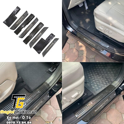 Bộ Ốp bậc cửa, Nẹp bước chân Kia Sorento 2021 vân Carbon