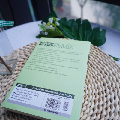 Sách - Marketing Du Kích REMIX - Maketing Du Kích Cho Doanh Nghiệp Từ A Đến Z