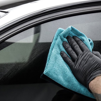 Caramics glass cleaner -  Dung dịch làm sạch, phủ bảo vệ cho kính lái, kính hông, kính chiếu hậu, loại bỏ vết nhoè của nước mưa